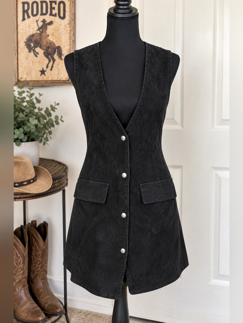 Free People/ We the Free Cow Leather Suede Longline Black Rodeo Vest sz M- Rare
